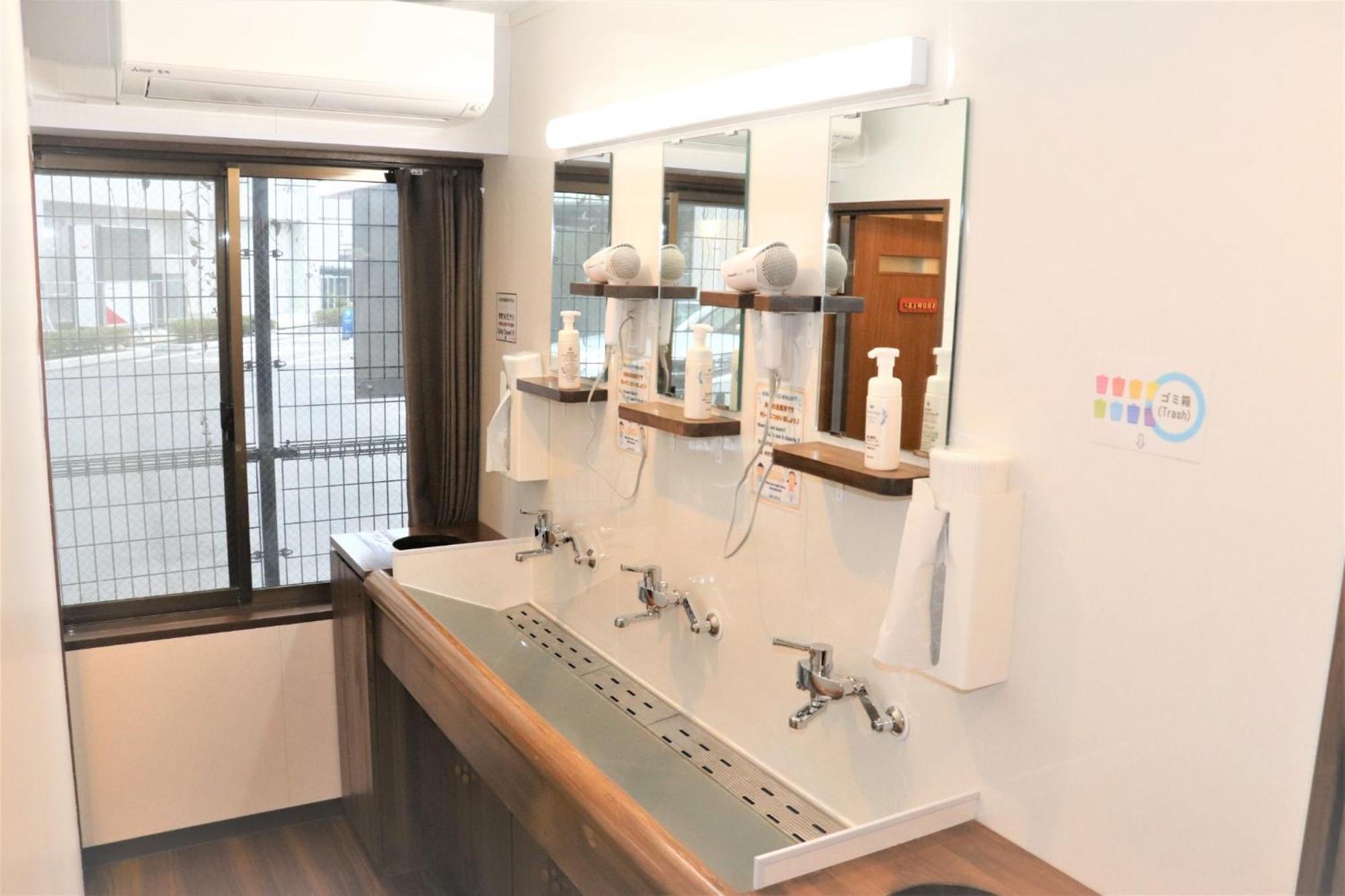 Jam Hostel Hakata Station Front Semi-Private Room With Shared Bathroom - Vacation Stay 61445 Φουκουόκα Εξωτερικό φωτογραφία